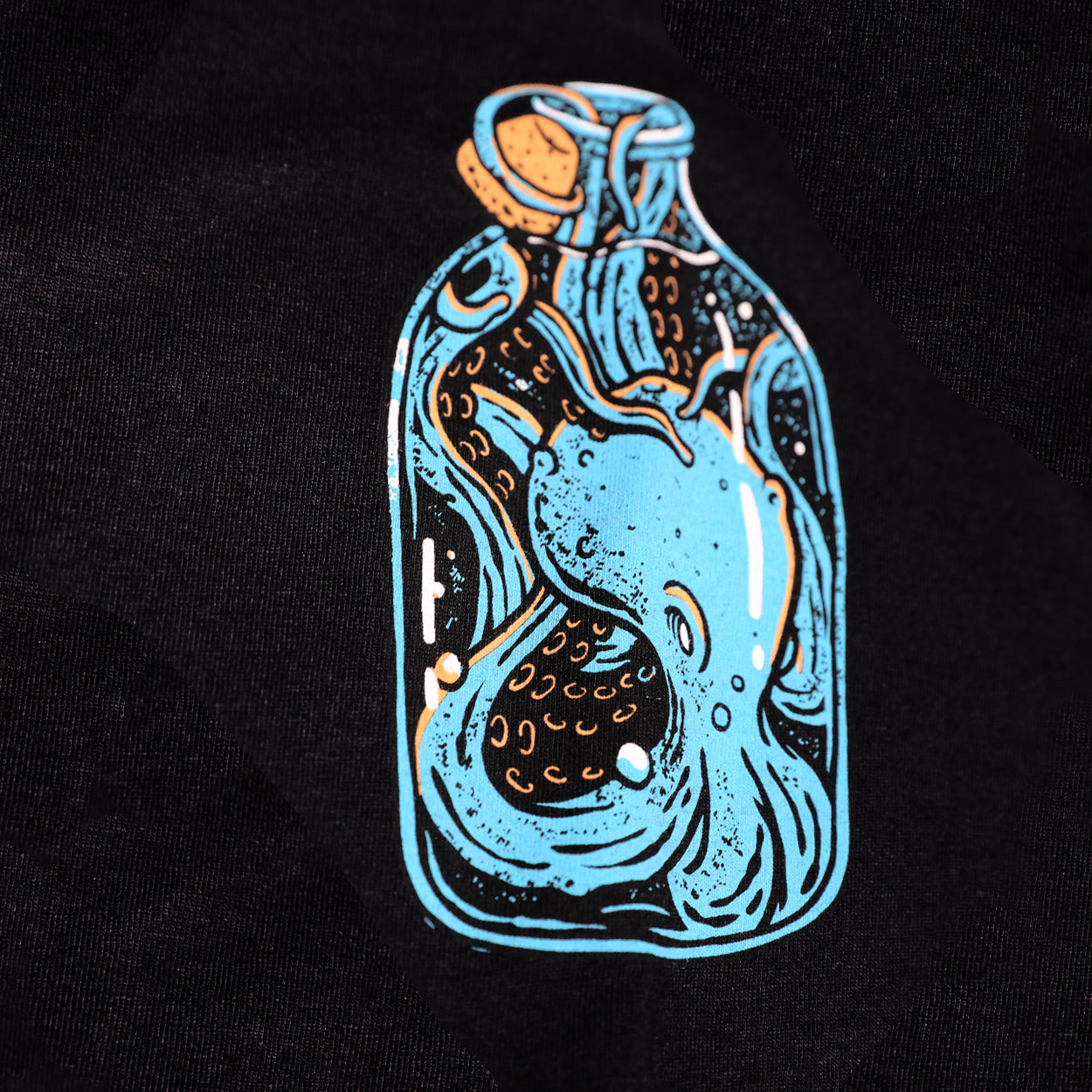 BOTTLE Tee Black
