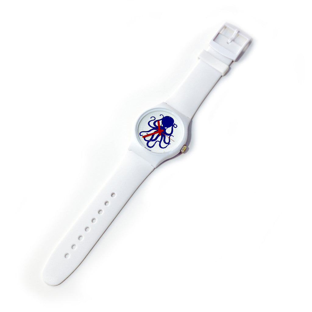 Vannen X HMNIM White collab watch
